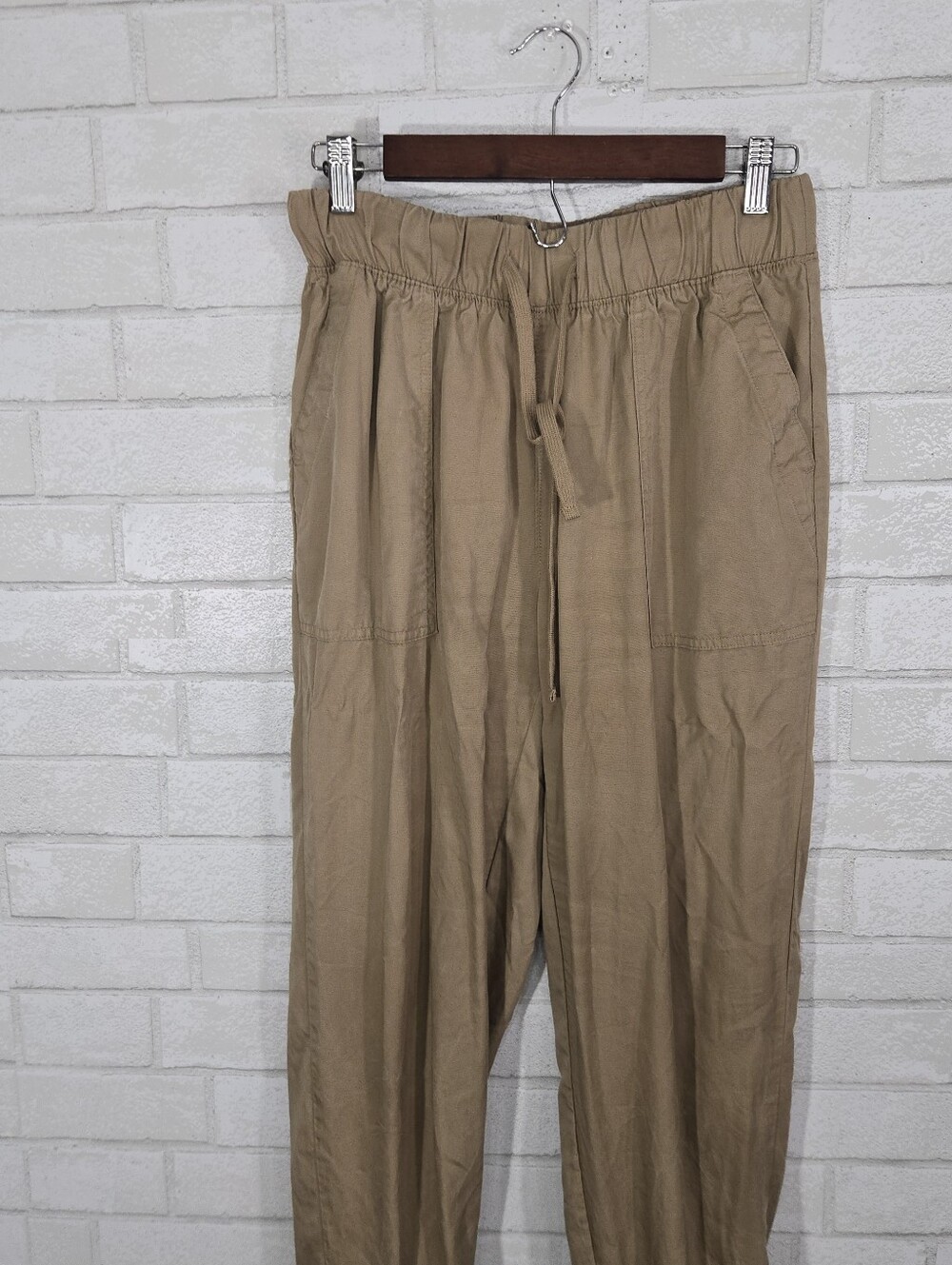 Universal Thread tan joggers - Picture 3 of 15